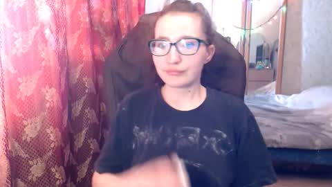 Snapshot of ankey_rayah chatting on April 24, 9:01 am Nameless online show from April 24, 9:01 am