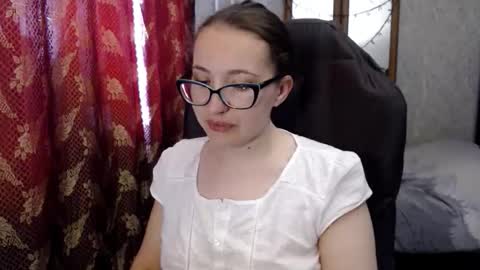 Snapshot of ankey_rayah chatting on May 16, 3:47 am Nameless online show from May 16, 3:47 am