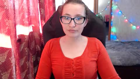 Snapshot of ankey_rayah chatting on June 1, 10:28 am Nameless online show from June 1, 10:28 am