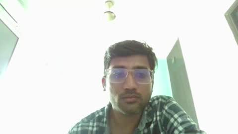Snapshot of ankur1722 chatting on June 13, 9:51 am Slave looking for Mistress online show from June 13, 9:51 am