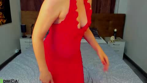 Luna Lady online show from March 11, 9:59 am