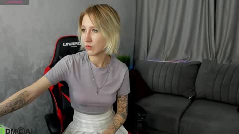 ann online show from March 1, 1:07 am