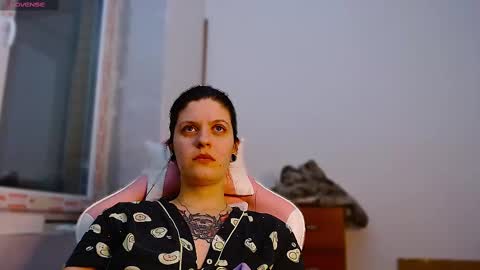 Ann online show from February 10, 3:21 pm