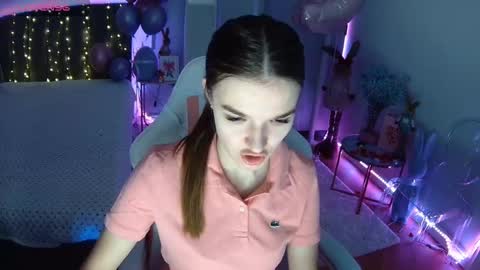 Snapshot of ann_woood chatting on March 9, 6:50 am ann_woood online show from March 9, 6:50 am