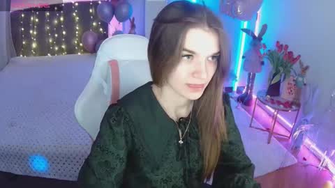Snapshot of ann_woood chatting on March 12, 7:25 am ann_woood online show from March 12, 7:25 am