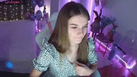 Snapshot of ann_woood chatting on March 20, 7:02 am ann_woood online show from March 20, 7:02 am