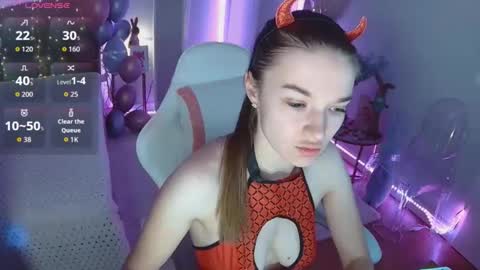 Snapshot of ann_woood chatting on March 25, 7:36 am ann_woood online show from March 25, 7:36 am