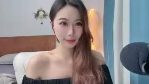 Snapshot of anna188238 chatting on June 13, 4:32 am anna188238 online show from June 13, 4:32 am