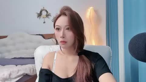 anna188238 online show from June 25, 6:18 am