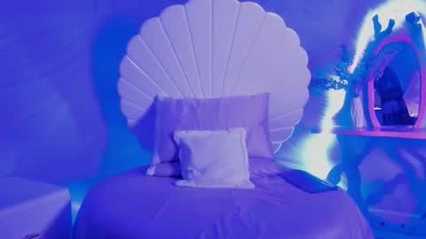 Ana  online show from November 16, 8:36 pm