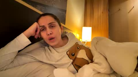 Anna online show from January 7, 8:22 pm