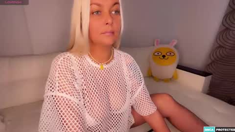 Anna online show from December 7, 6:32 am