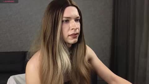 Snapshot of anna_inheart chatting on January 31, 7:11 pm Anna online show from January 31, 7:11 pm