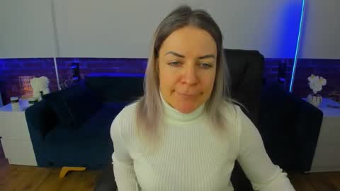 Snapshot of anna_snow9 chatting on March 19, 6:50 am anna_snow9 online show from March 19, 6:50 am