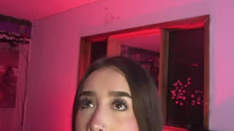 annaa__ online show from April 5, 1:14 am