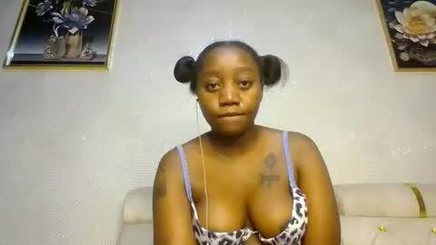 Snapshot of annabel038 chatting on February 20, 6:46 pm Annabel online show from February 20, 6:46 pm
