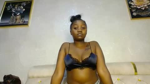 Snapshot of annabel038 chatting on February 27, 8:53 pm Annabel online show from February 27, 8:53 pm
