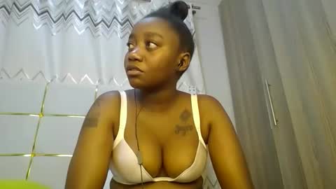 Snapshot of annabel038 chatting on March 3, 6:01 pm Annabel online show from March 3, 6:01 pm