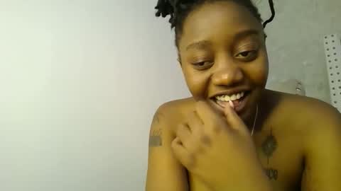 Snapshot of annabel038 chatting on October 15, 7:47 pm Annabel online show from October 15, 7:47 pm