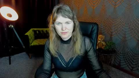 Annabel online show from March 29, 6:24 am
