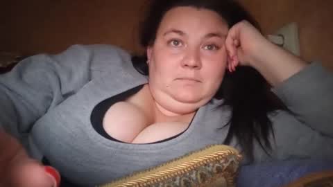 Snapshot of annabelhampton chatting on December 4, 5:00 pm annabelhampton online show from December 4, 5:00 pm