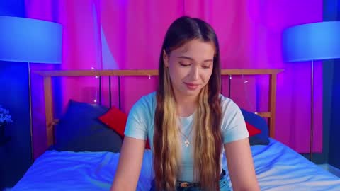 Anna online show from April 4, 8:12 am