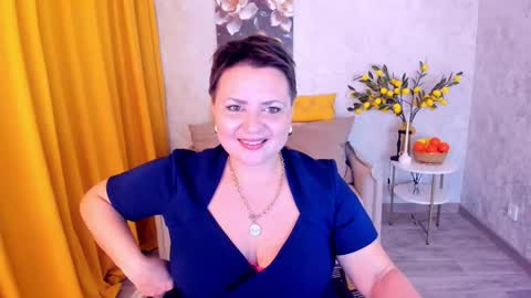 annacorlane online show from May 6, 12:32 pm