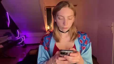 Anna Darko online show from May 3, 6:25 pm