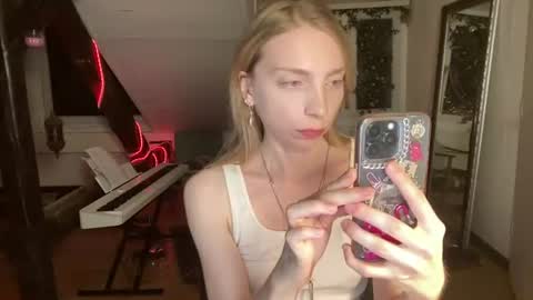 Anna Darko online show from July 13, 10:01 pm