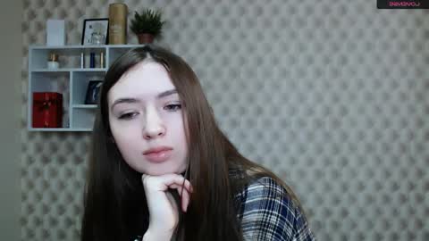 Anna online show from April 19, 9:08 am