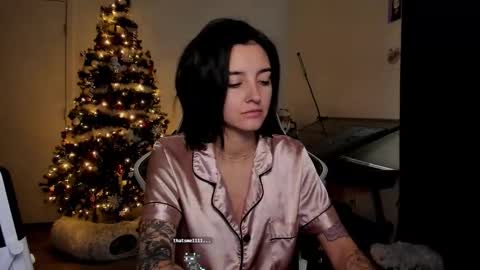 Snapshot of annaforevers chatting on November 14, 7:12 pm Anna Forevers online show from November 14, 7:12 pm