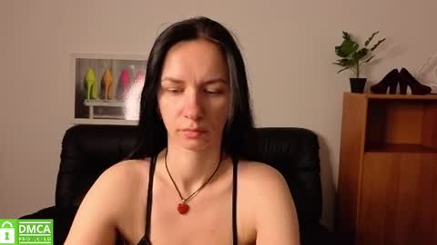 Snapshot of annakillian_kiss chatting on June 21, 5:21 am Anna online show from June 21, 5:21 am