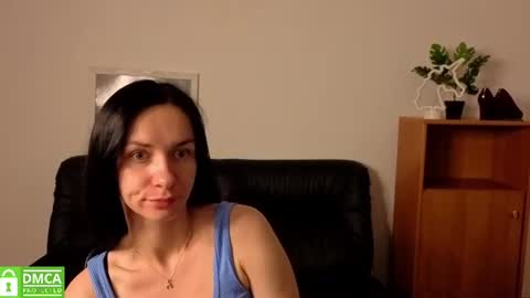Snapshot of annakillian_kiss chatting on July 13, 5:21 am Anna online show from July 13, 5:21 am