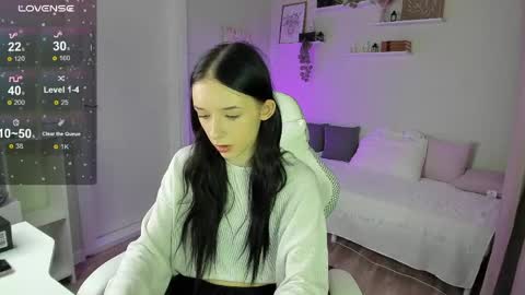 Anna online show from April 13, 8:09 am