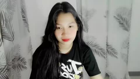 Snapshot of annarot chatting on September 11, 2:39 pm Riane online show from September 11, 2:39 pm