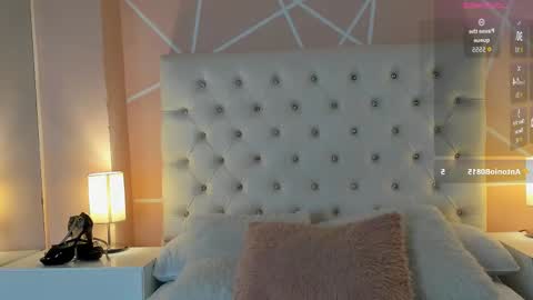 Snapshot of annaswift_ chatting on October 11, 1:49 am Anna online show from October 11, 1:49 am