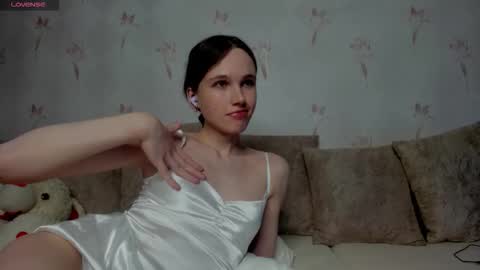 Snapshot of annatomnaya chatting on November 2, 5:04 pm annatomnaya online show from November 2, 5:04 pm