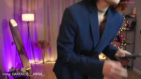 Anna online show from January 18, 5:50 pm