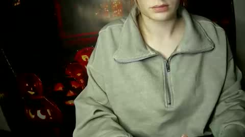 Bella online show from October 19, 10:05 am