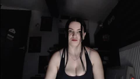 Snapshot of annebellee69 chatting on April 4, 7:22 pm annebellee69 online show from April 4, 7:22 pm