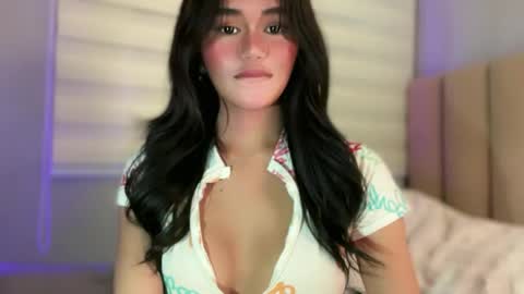 Kim online show from November 17, 4:13 pm