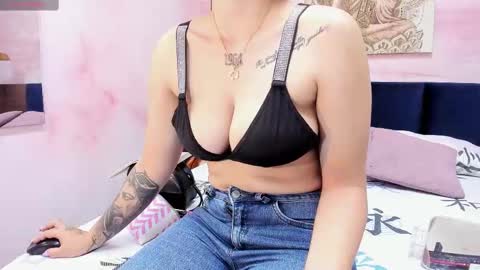 Anne online show from February 23, 3:02 am