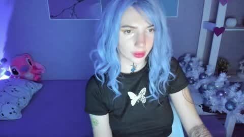 Snapshot of annetenet chatting on December 18, 8:20 am Annet online show from December 18, 8:20 am