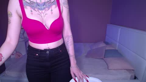 Snapshot of annetenet chatting on January 31, 12:51 pm Annet online show from January 31, 12:51 pm