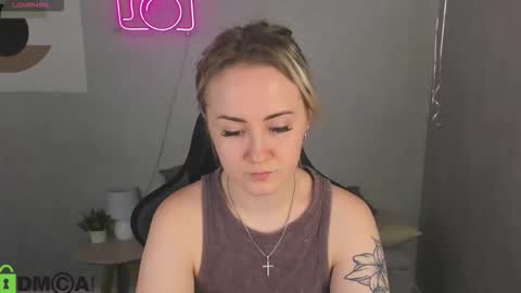 Joyce Howard online show from March 18, 2:15 am