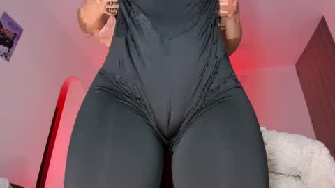 Creamy online show from April 6, 11:16 pm