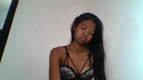 annica86 online show from May 28, 5:49 am