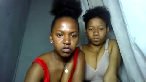 annick98 online show from February 5, 5:28 pm