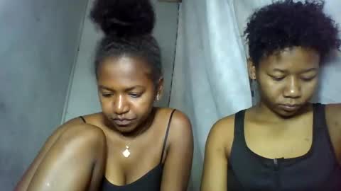 annick98 online show from February 10, 10:52 am