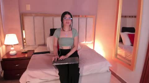 Annie Bluee online show from May 29, 12:36 pm